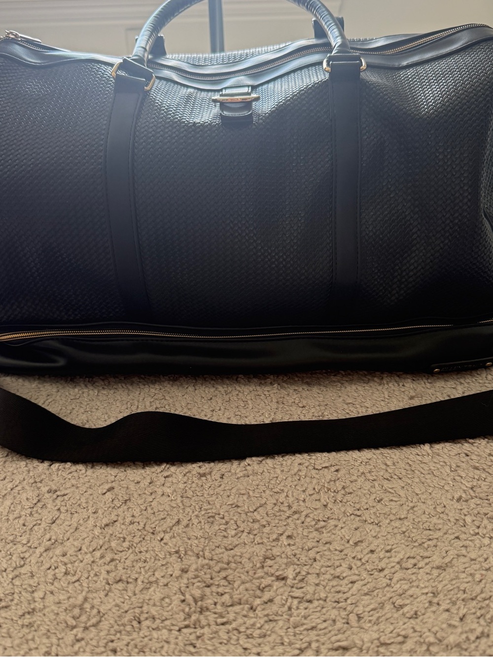 Ellen Tracy Black Textured Leather Duffel Bag 20inch